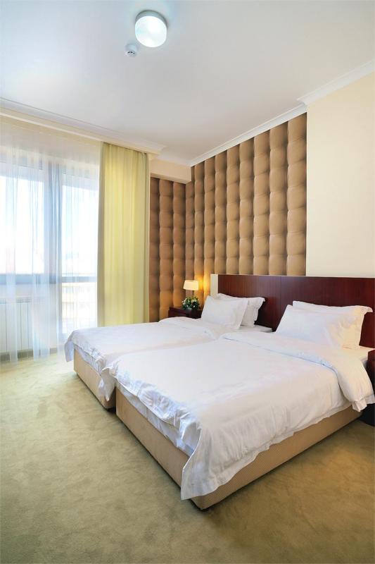 Hotel Turist Kraljevo Oda fotoğraf