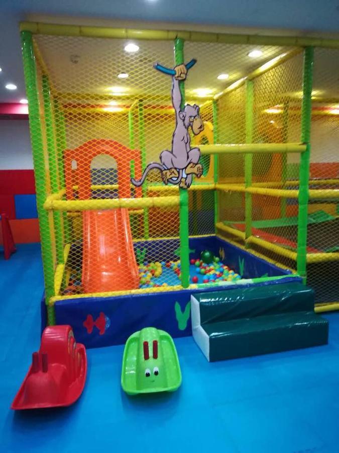 Hotel Turist Kraljevo Dış mekan fotoğraf