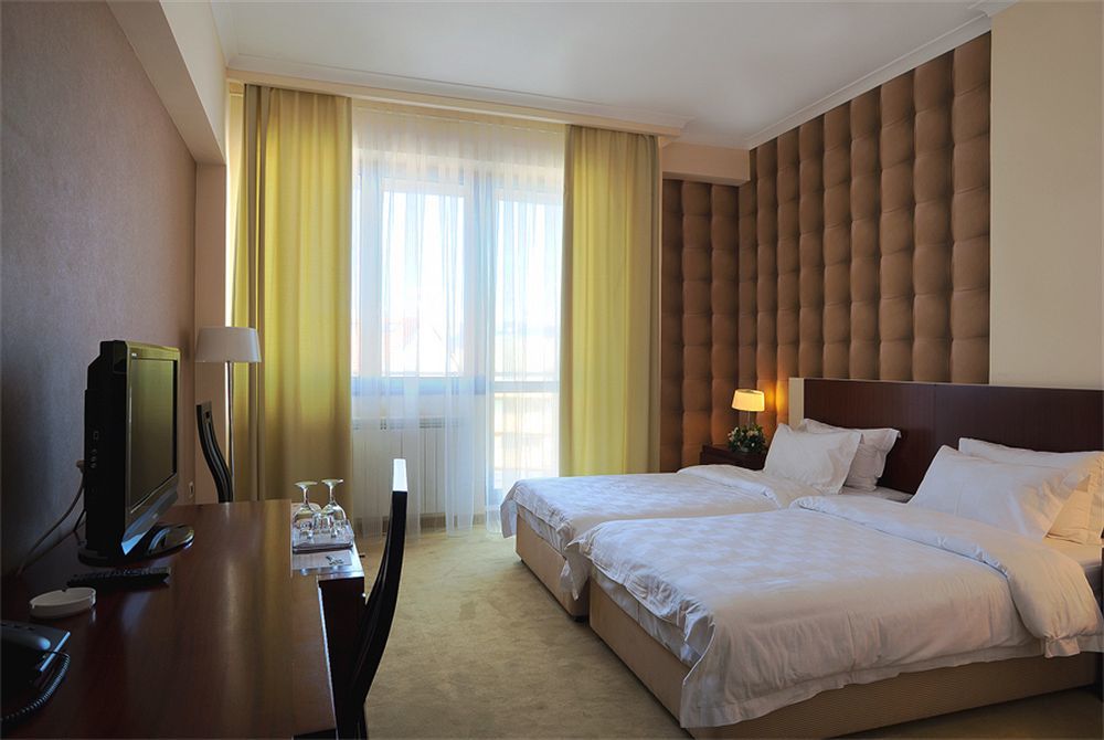 Hotel Turist Kraljevo Dış mekan fotoğraf